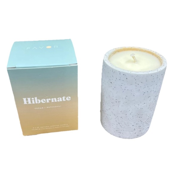 In Favor Of Hibernate Candle Cedar Patchouli Natural Scented 8.5oz USA Made NEW - Picture 1 of 7